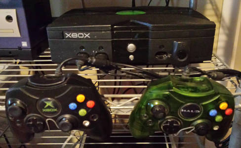 original XBox set with a standard S-controller and a Halo Green S-controller